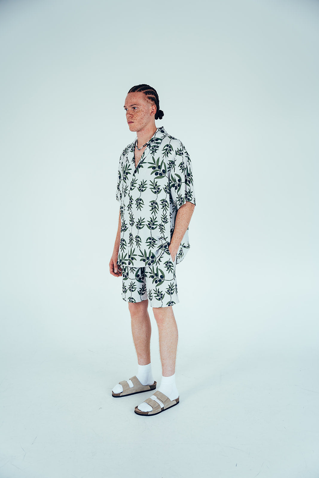 OLIVA SHORT