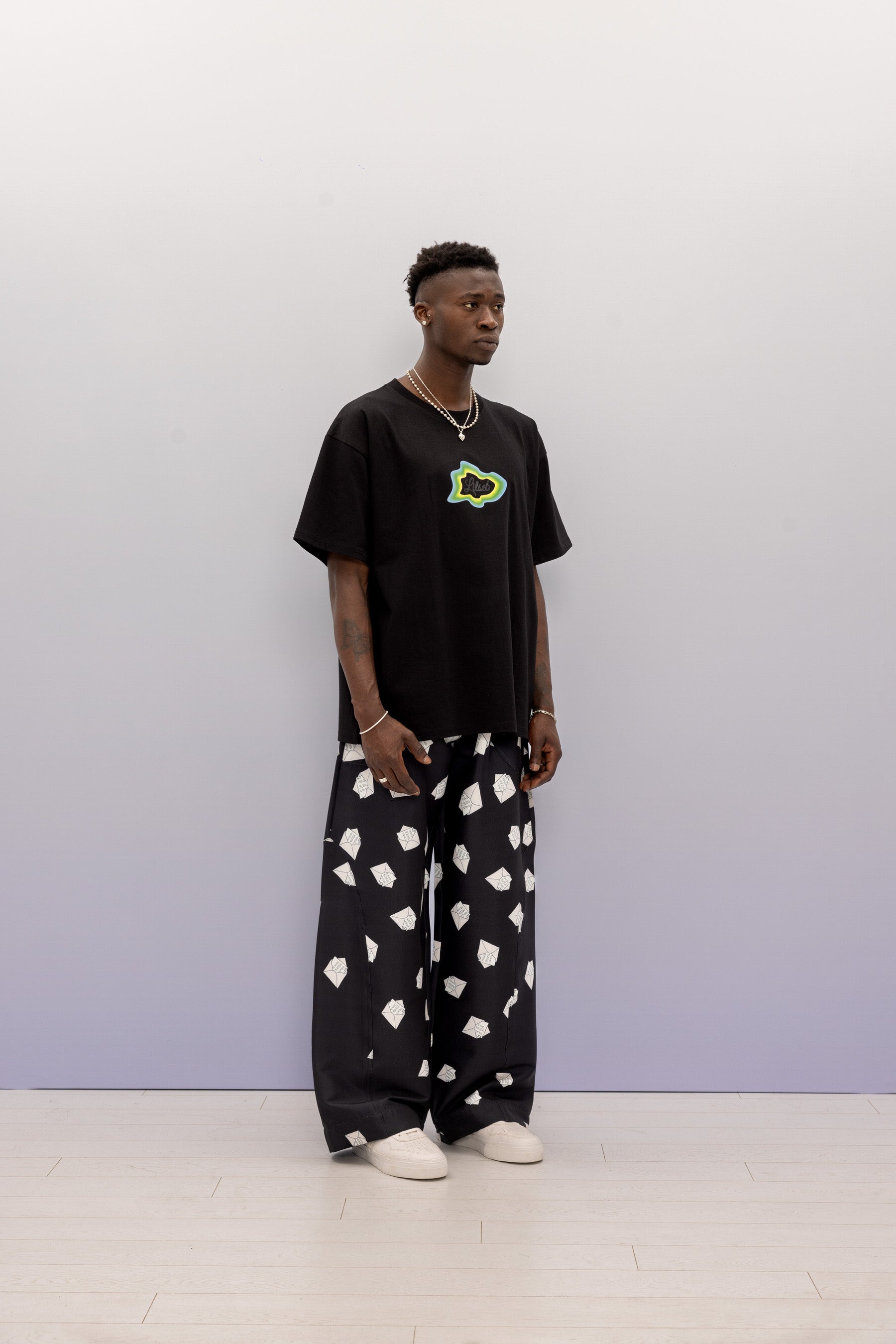 AURA TEE