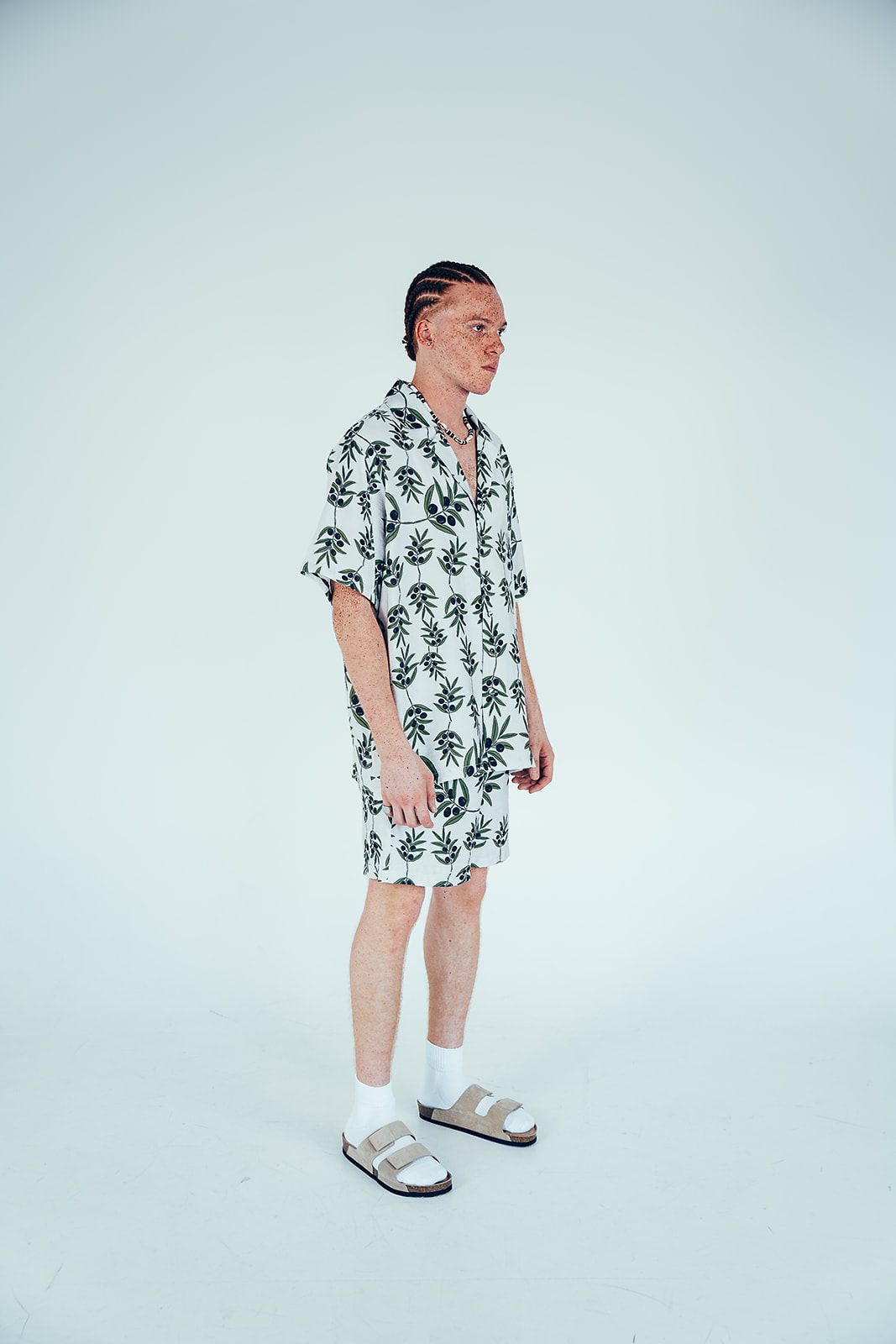 OLIVA SHORT
