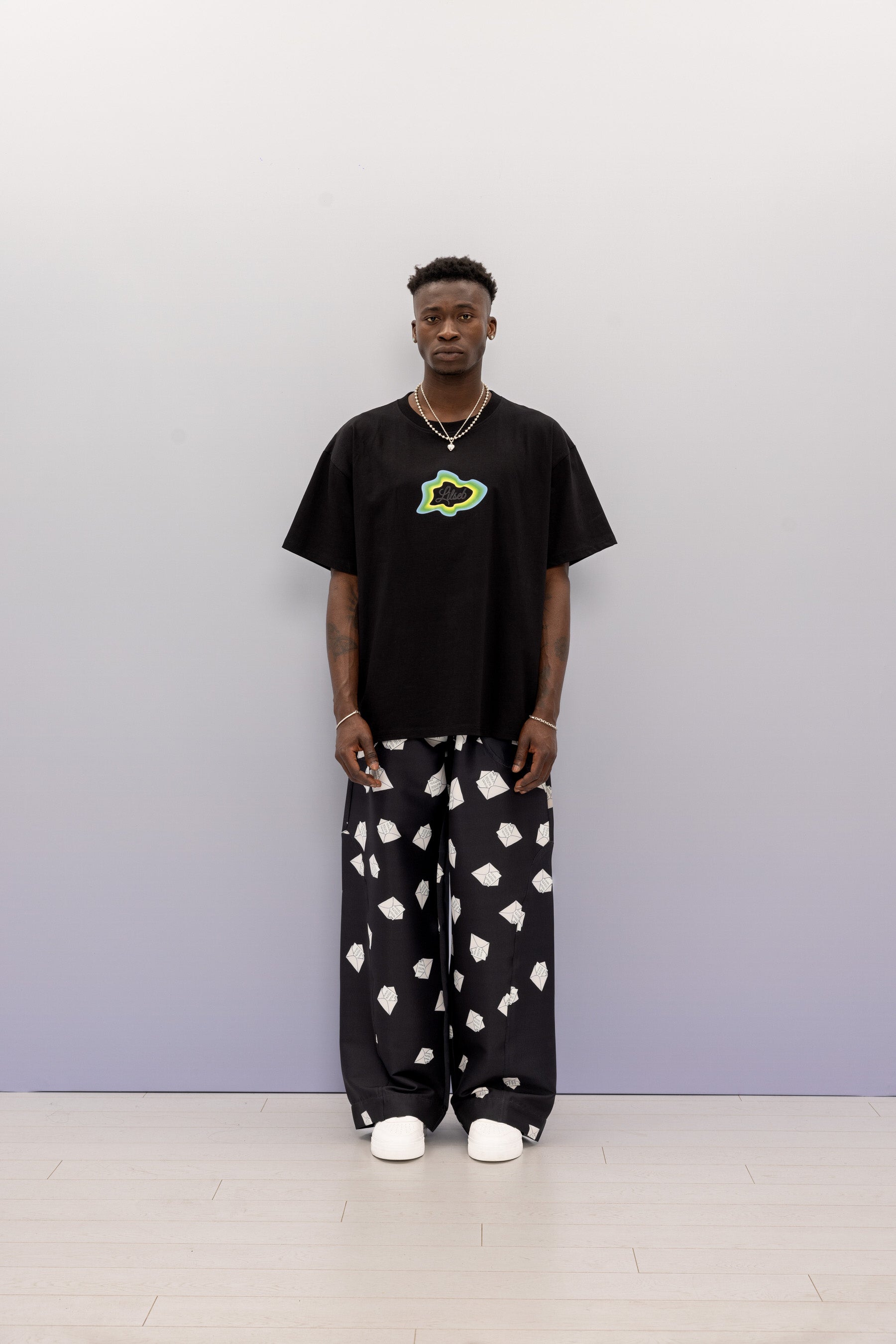 AURA TEE