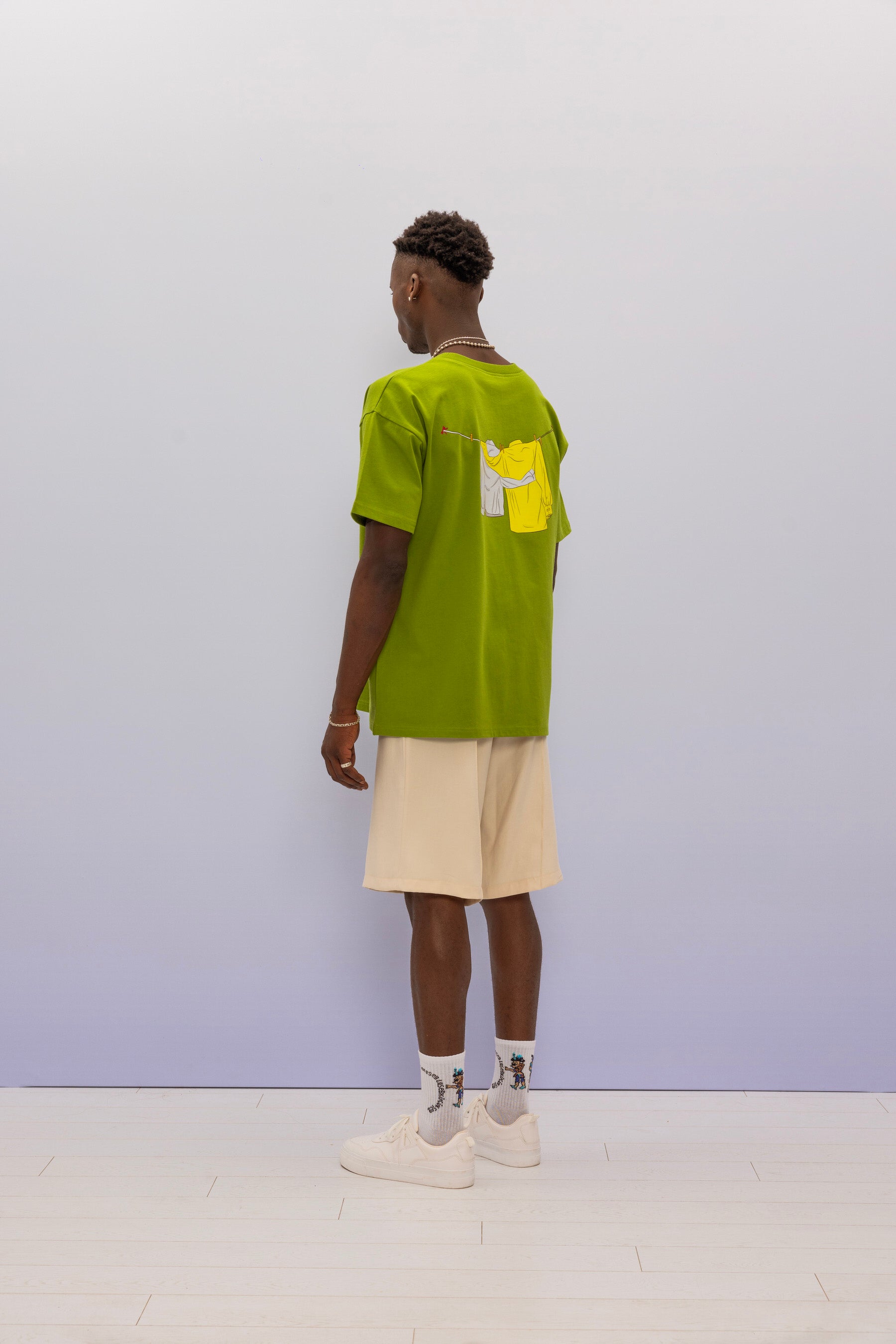 LAUNDRY TEE