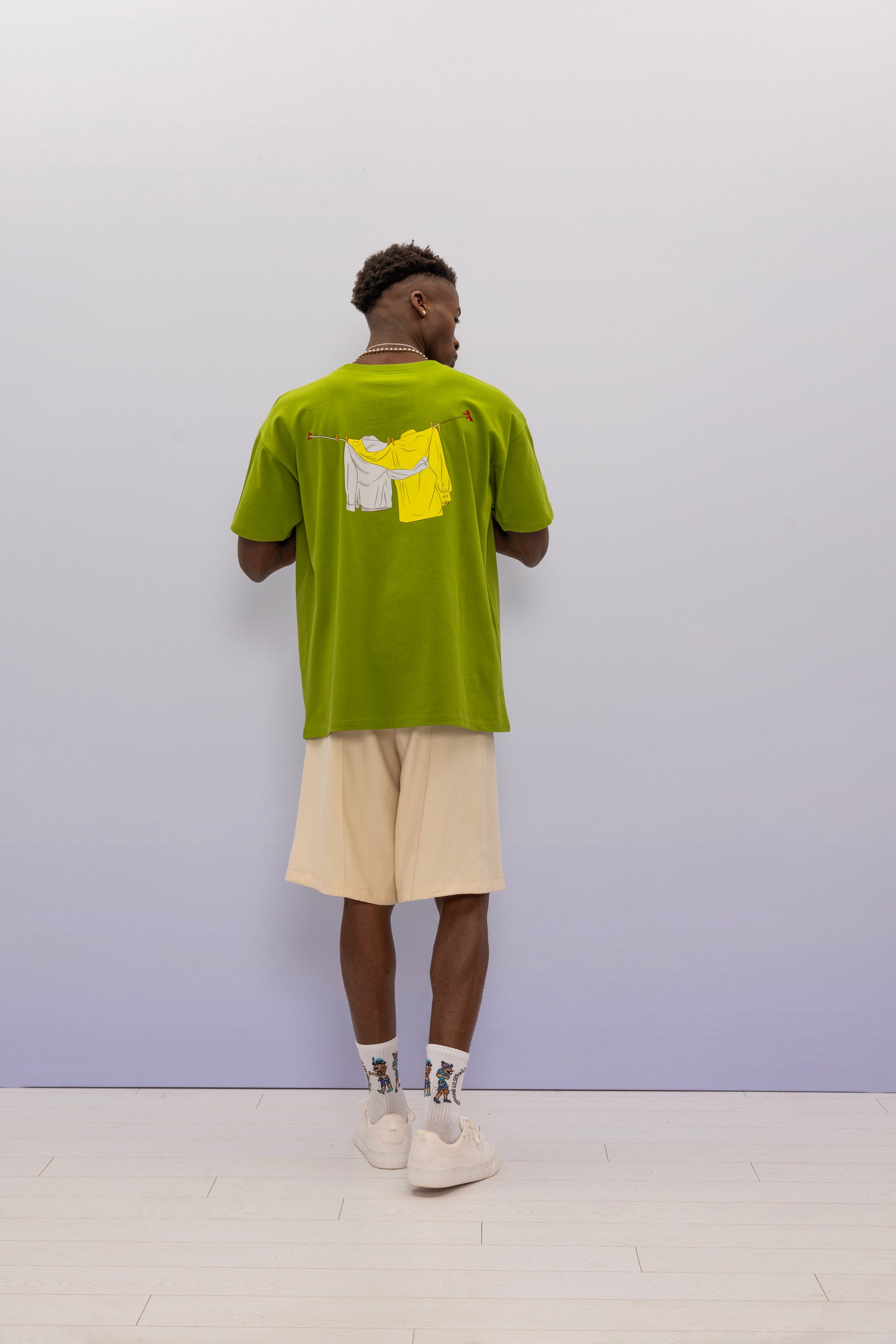 LAUNDRY TEE