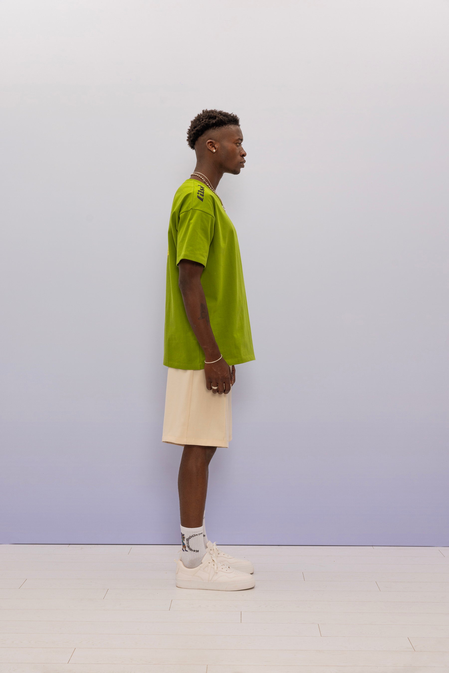 LAUNDRY TEE