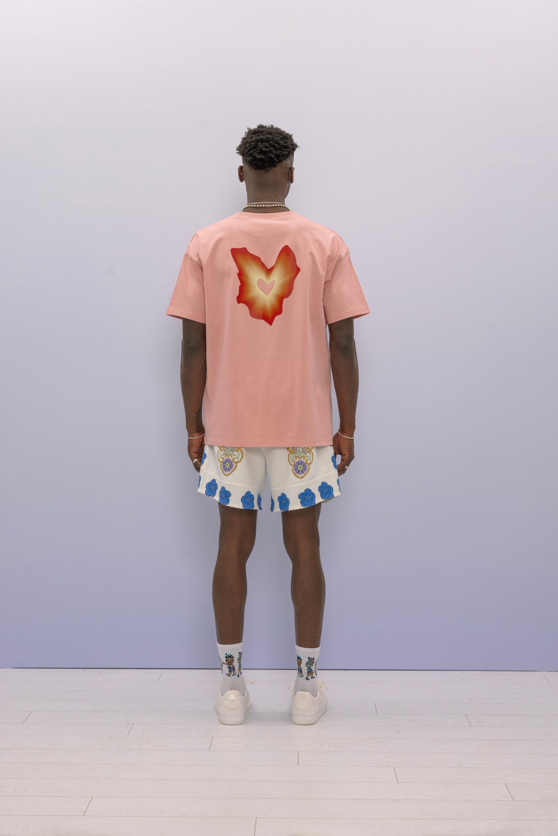 KIKKER TEE